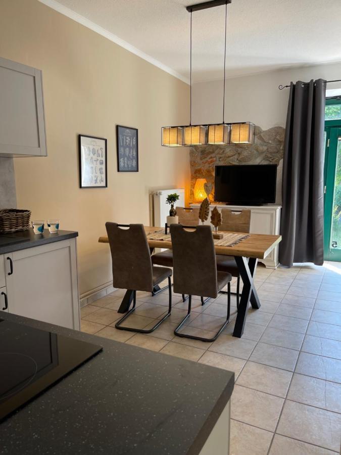 Naturnahes, Neu Moebl.Apartment, Hundefreundlich Neu Gaarz Kültér fotó